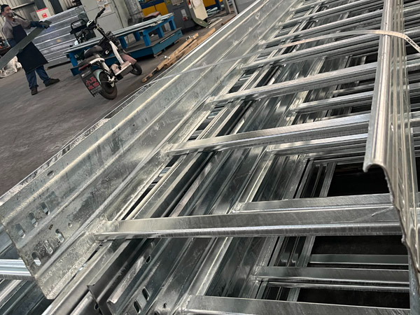 熱浸鋅電纜橋架